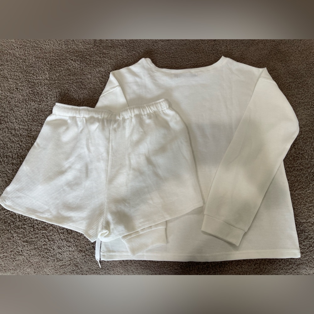 Amazon Set - Picture 2 of 4